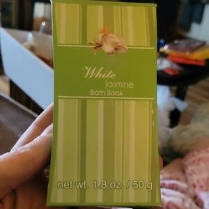 White Jasmine Bath Soak - Green 50g New